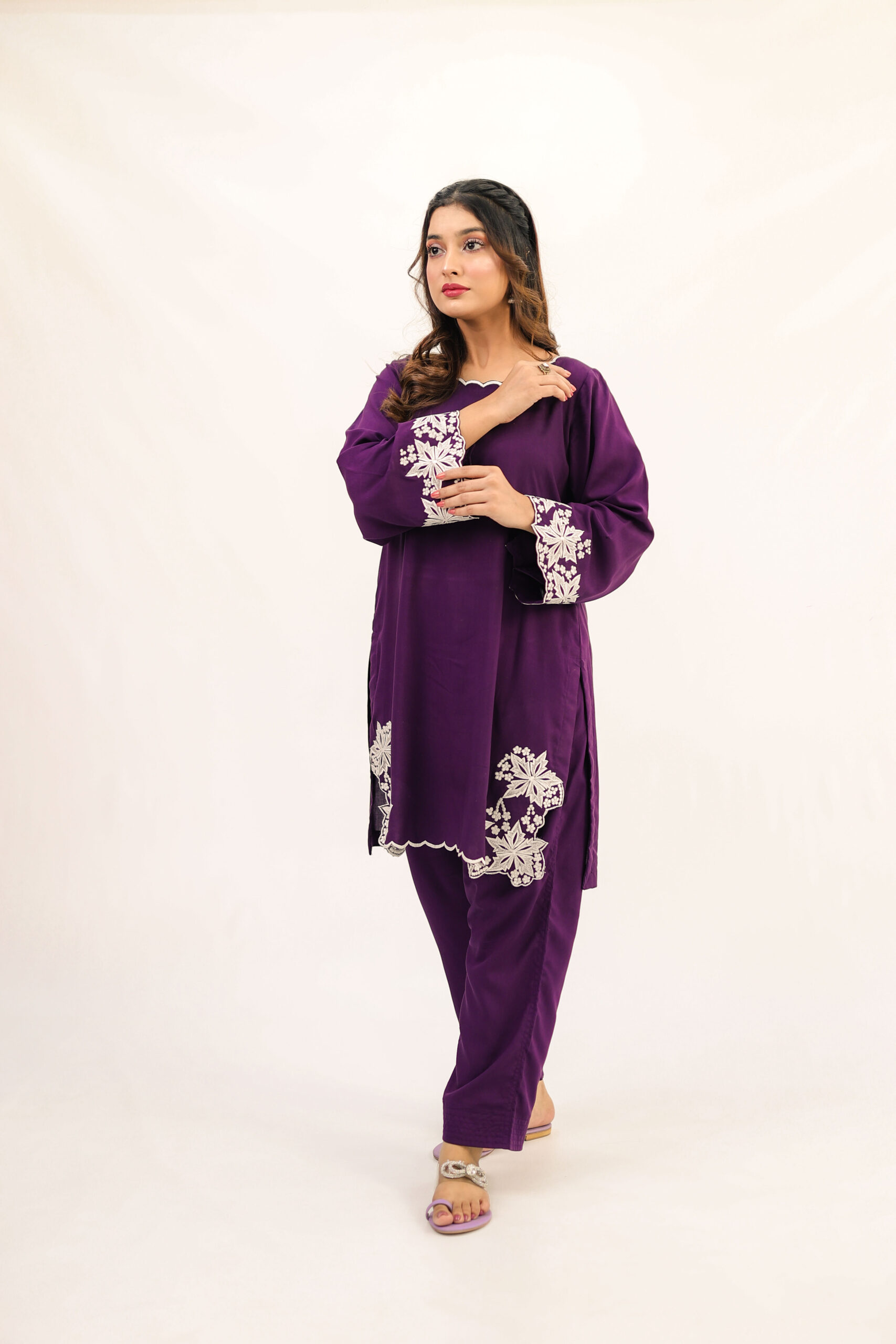 Zimal Naaz - Image 4